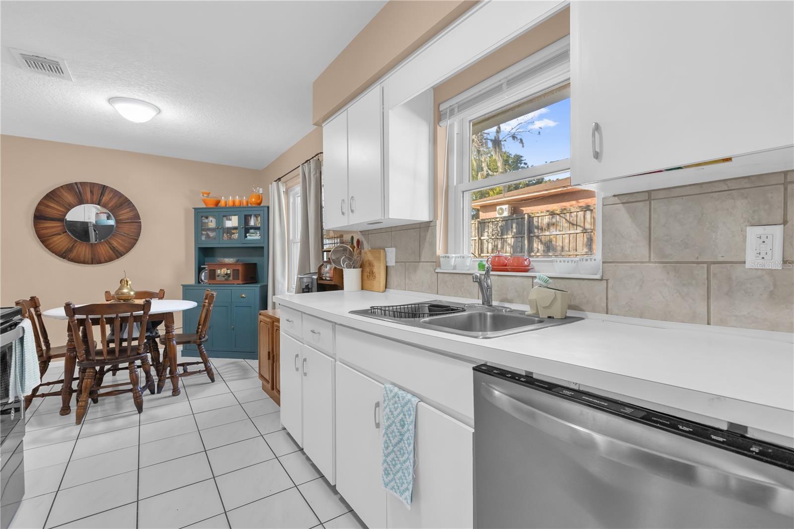 2369 ELLEN LN, APOPKA, FL, 32712