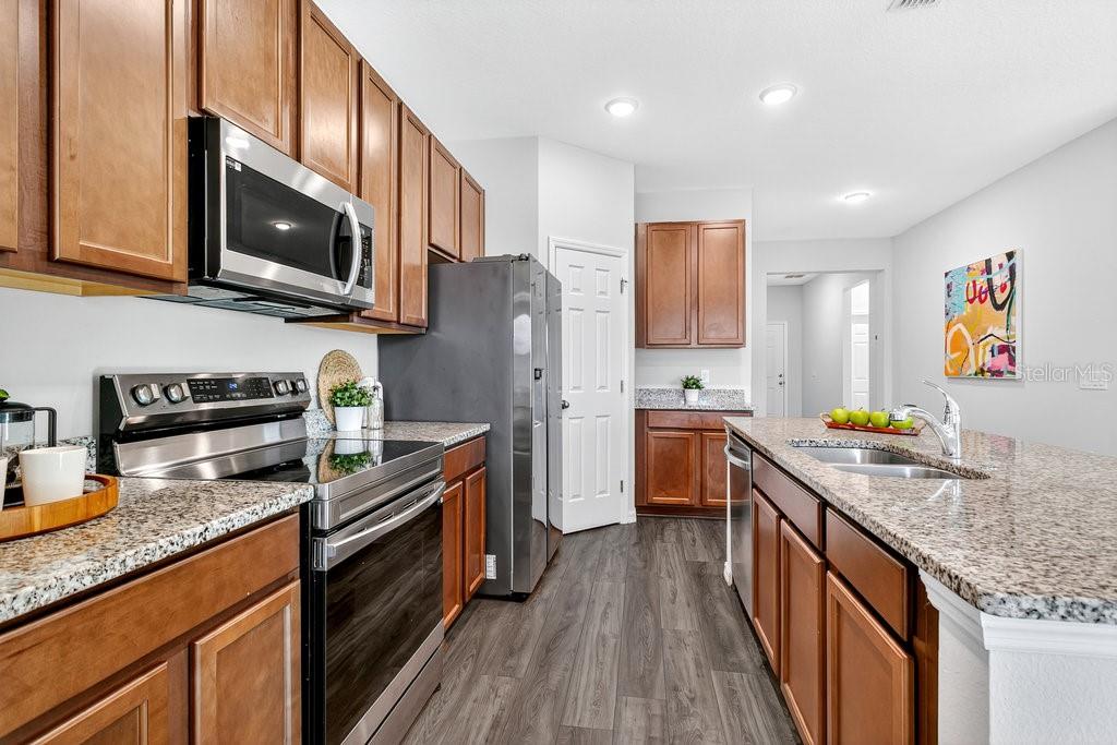 3476 FORSTER AVE, LEESBURG, FL, 34748