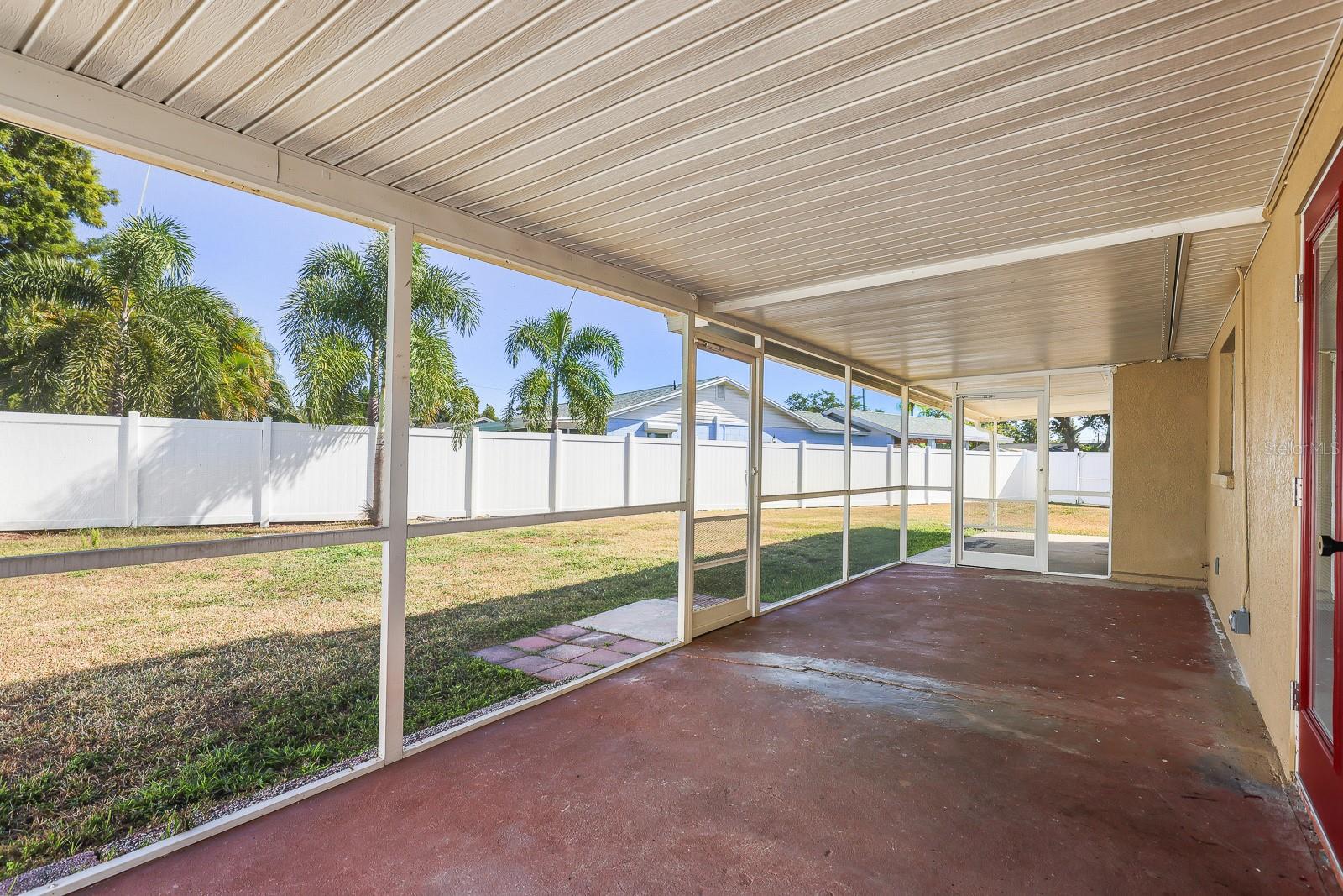 6101 FIREFLY LN, APOLLO BEACH, FL, 33572