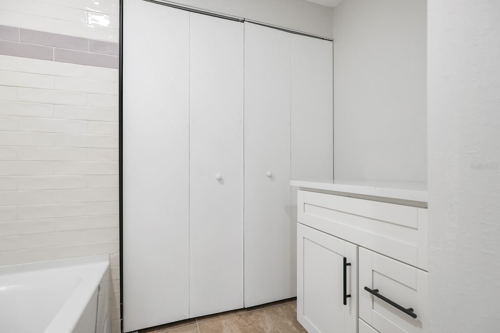 6101 FIREFLY LN, APOLLO BEACH, FL, 33572