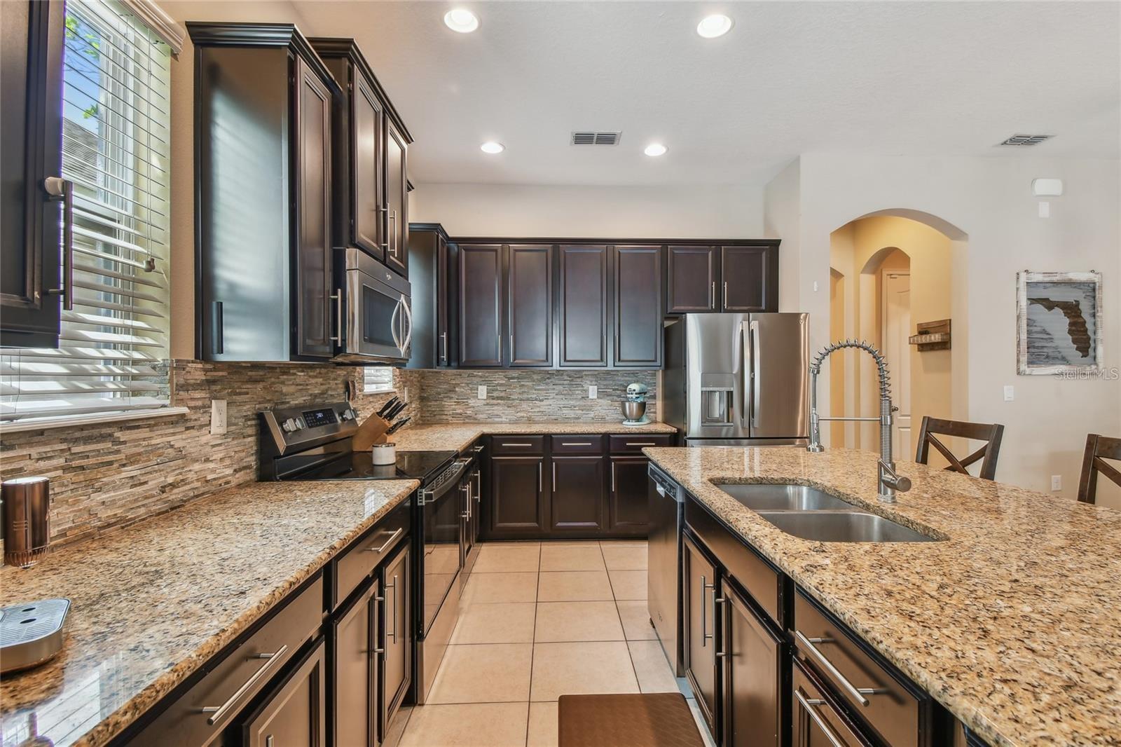 11307 QUIET FOREST DR, TAMPA, FL, 33635