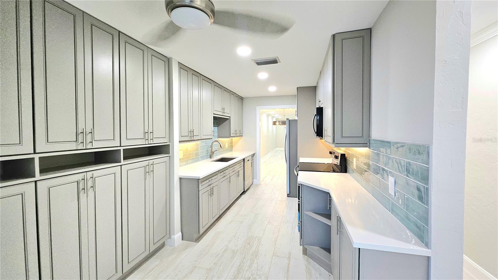 517 BOCA CIEGA POINT BLVD N, ST PETERSBURG, FL, 33708