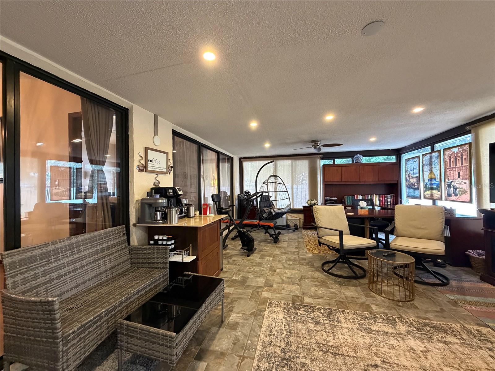 380 DUMONT AVE, DELTONA, FL, 32738