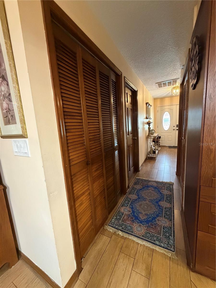 380 DUMONT AVE, DELTONA, FL, 32738