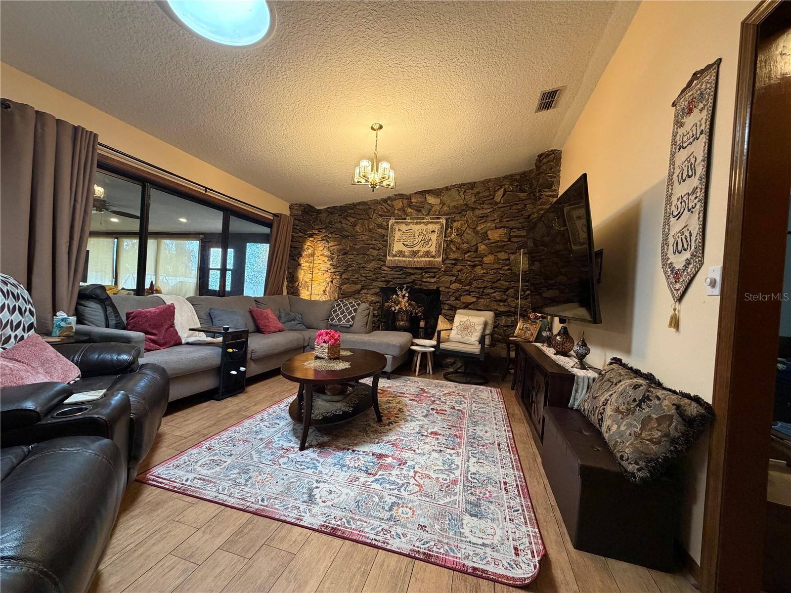 380 DUMONT AVE, DELTONA, FL, 32738