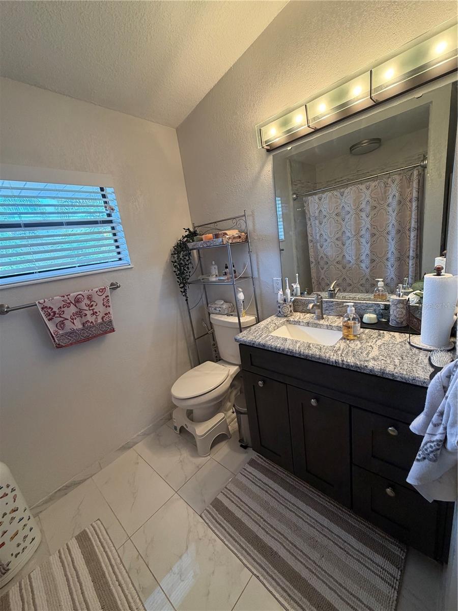 380 DUMONT AVE, DELTONA, FL, 32738