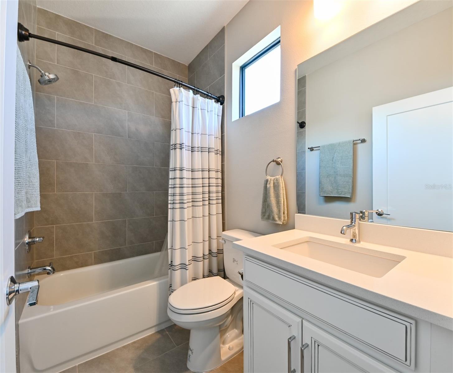 2568 13TH AVE N, ST PETERSBURG, FL, 33713