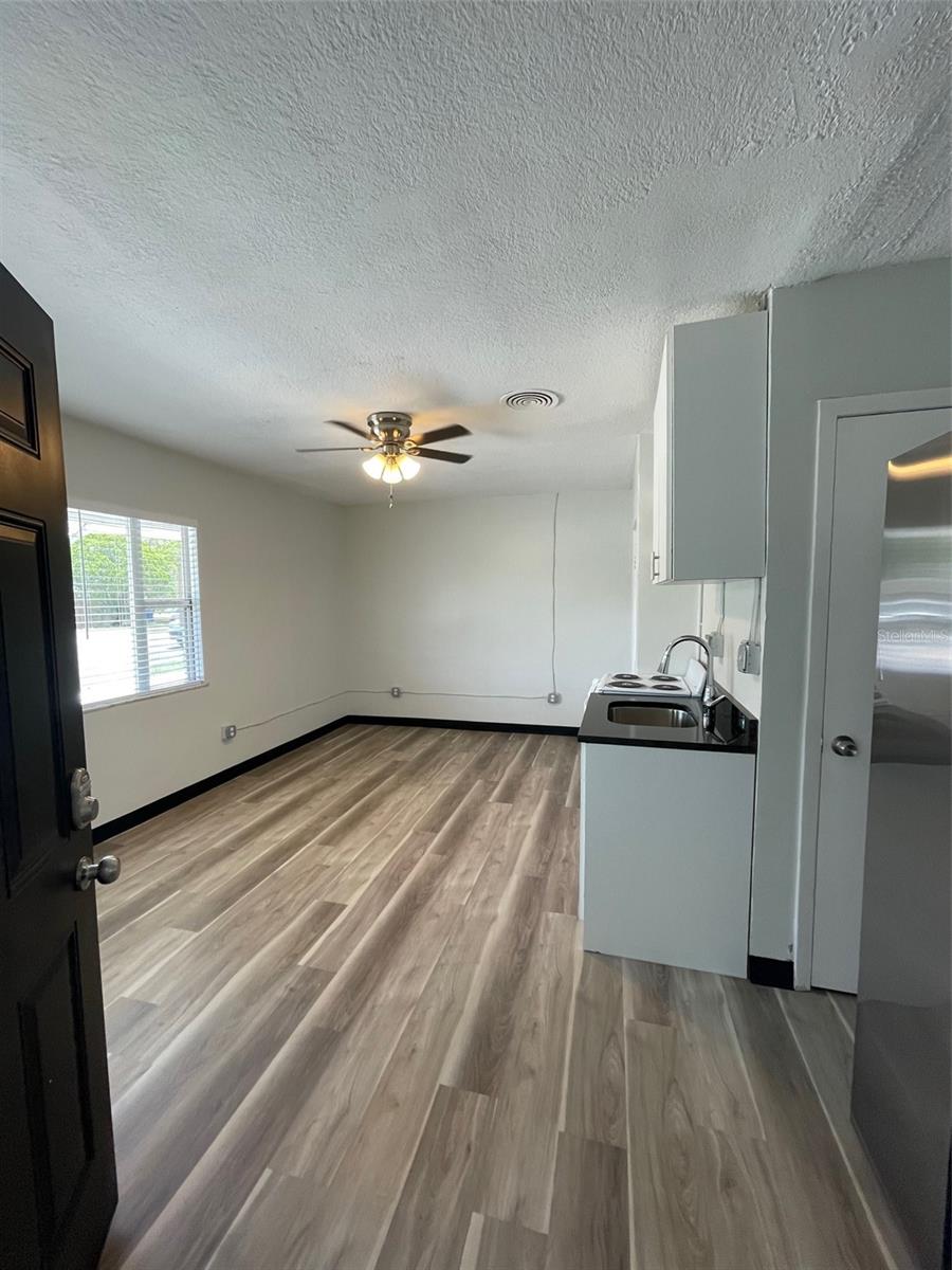 707 ROSERY RD NW #3, LARGO, FL, 33770