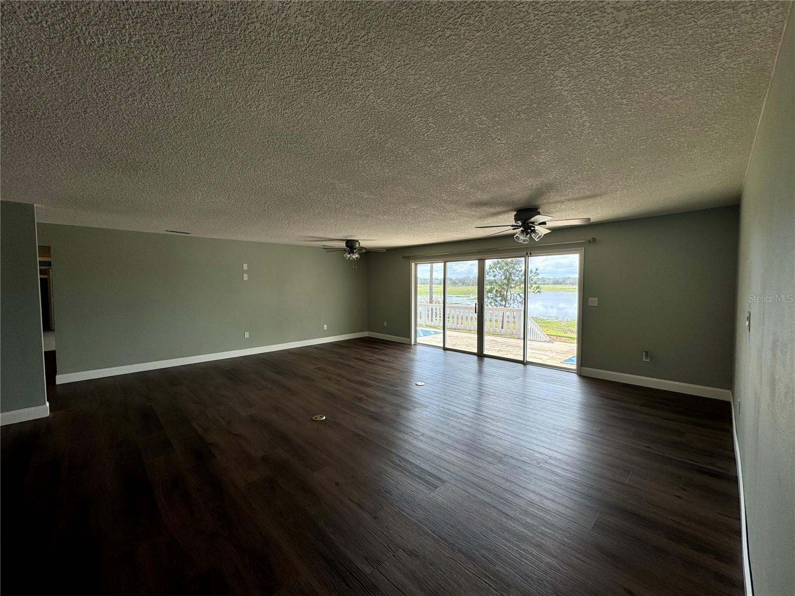 8732 US 90 HWY, LIVE OAK, FL, 32060