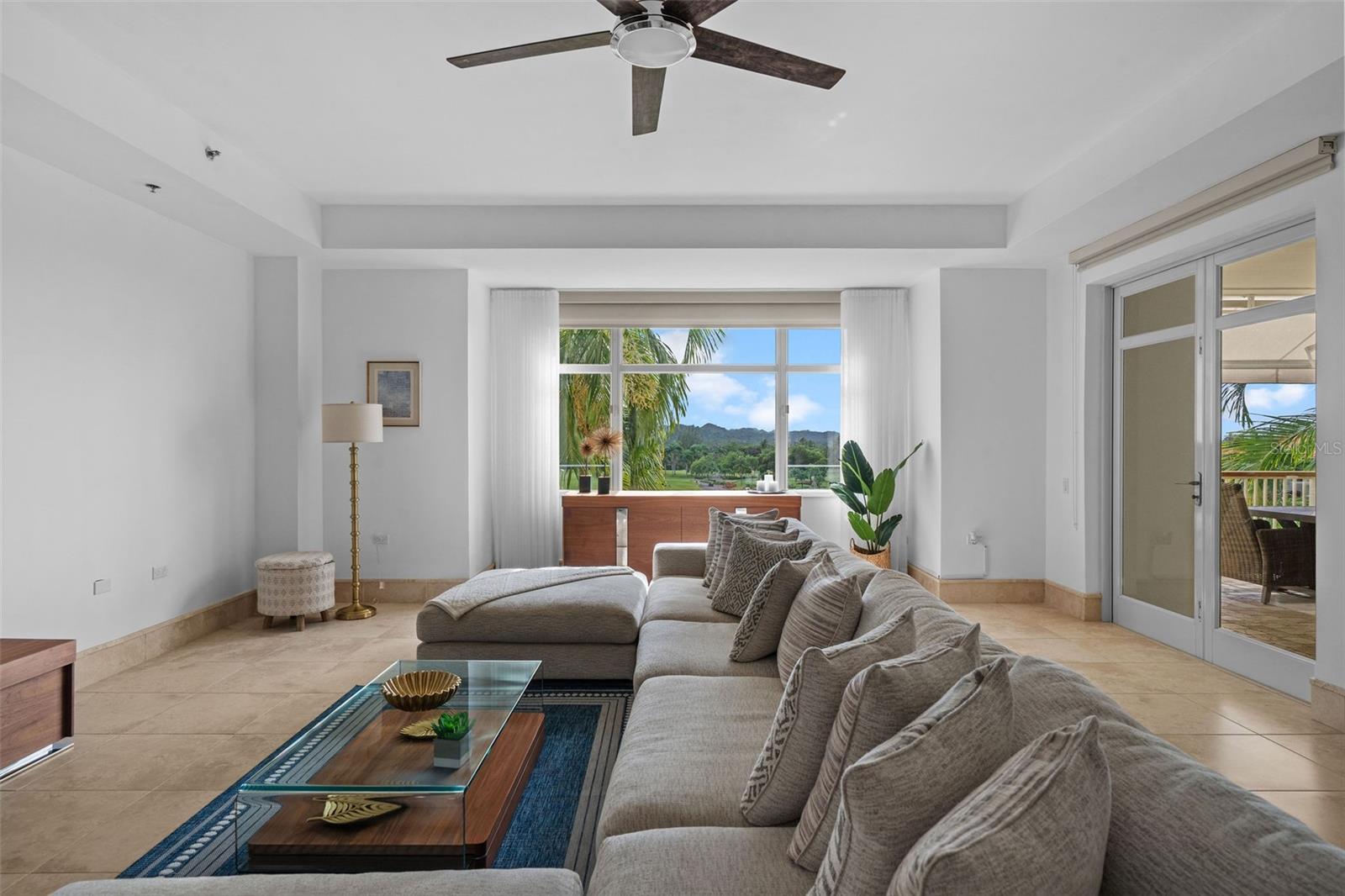 PR9117385 Property Photo