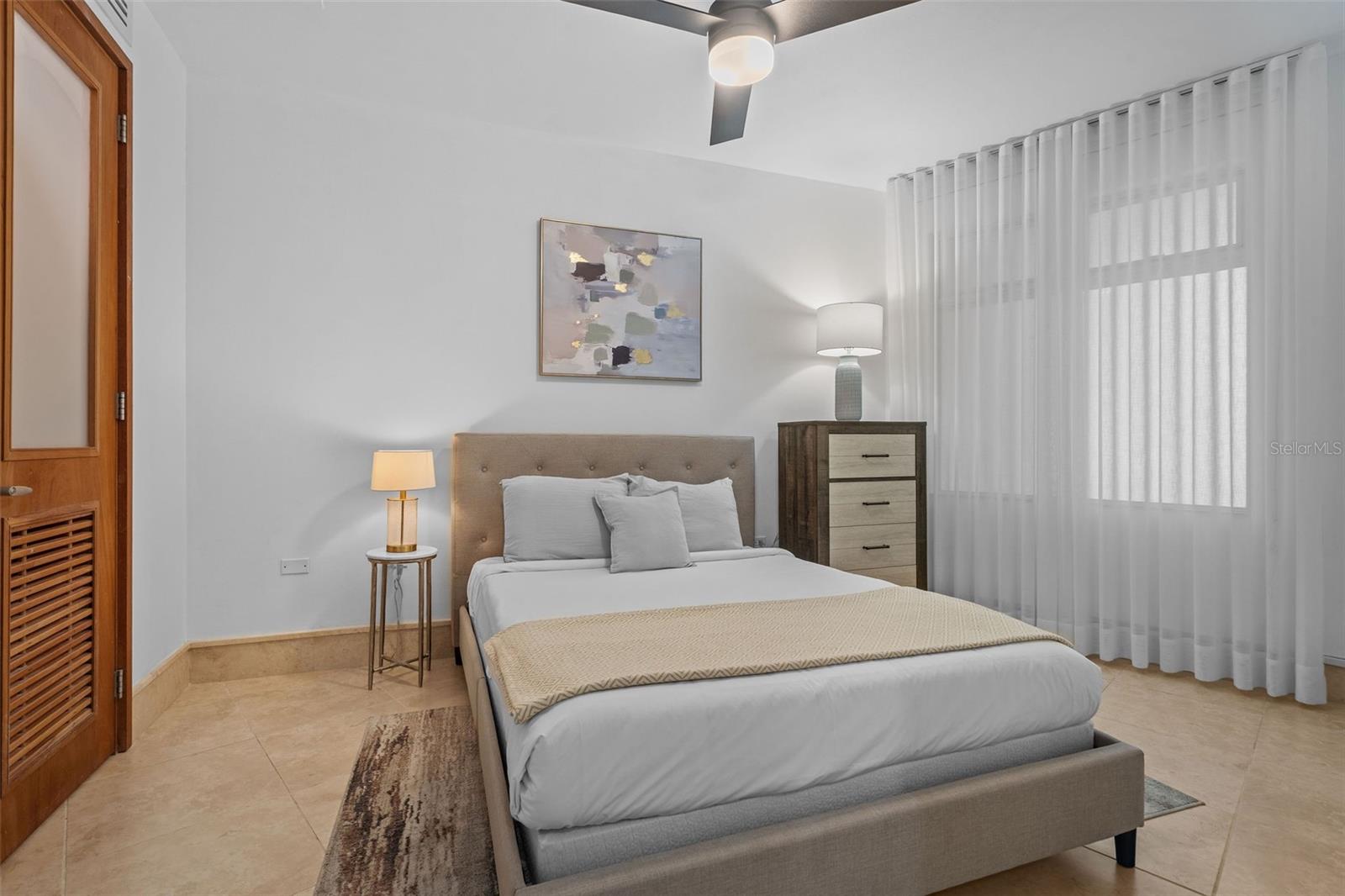 PR9117385 Property Photo