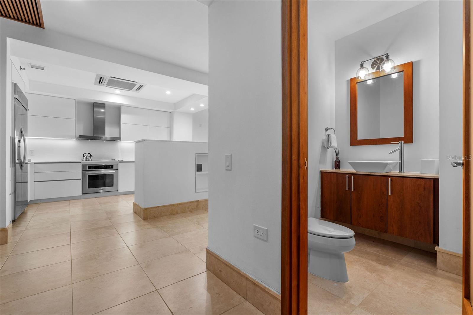 PR9117385 Property Photo