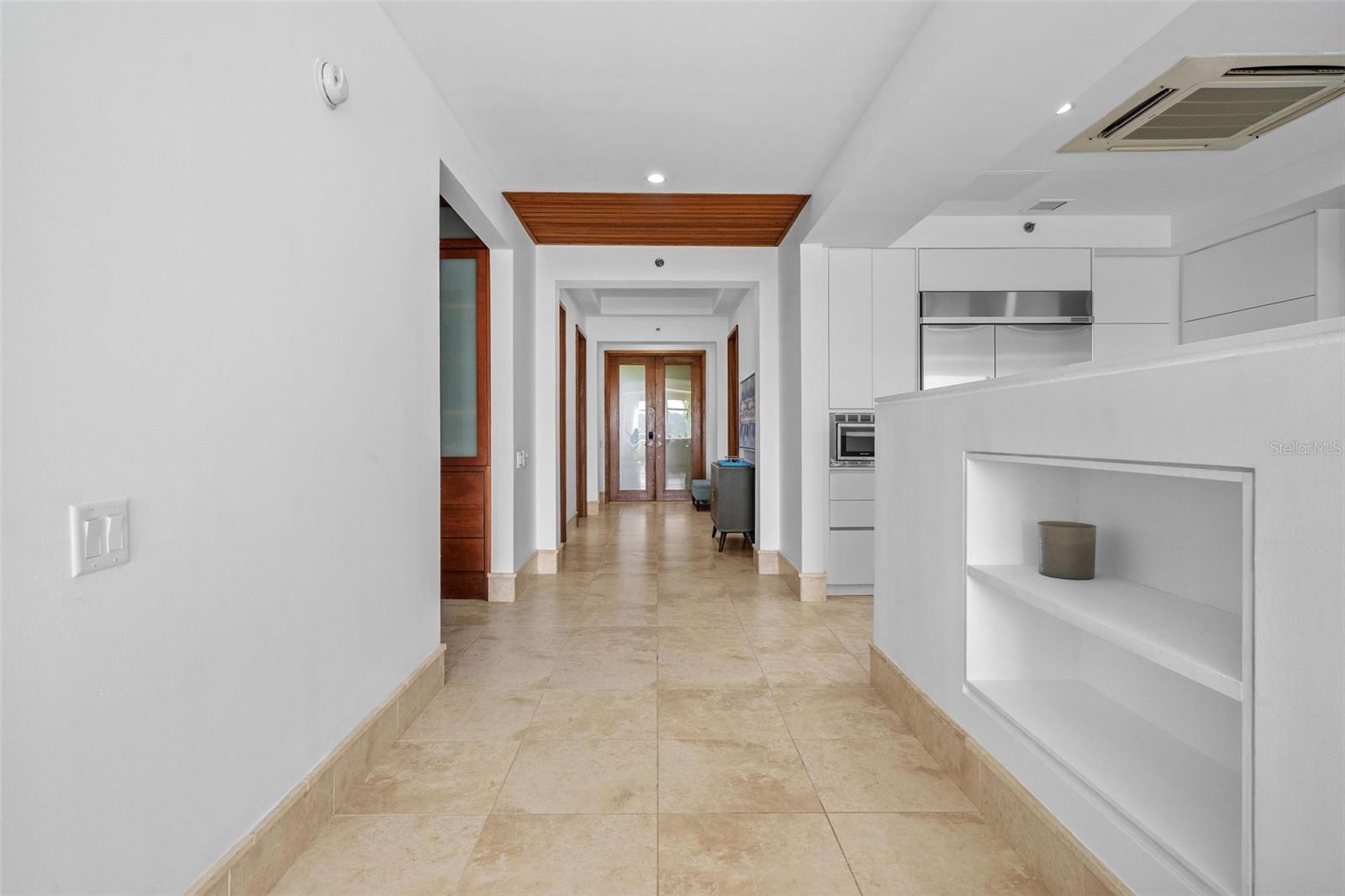 PR9117385 Property Photo