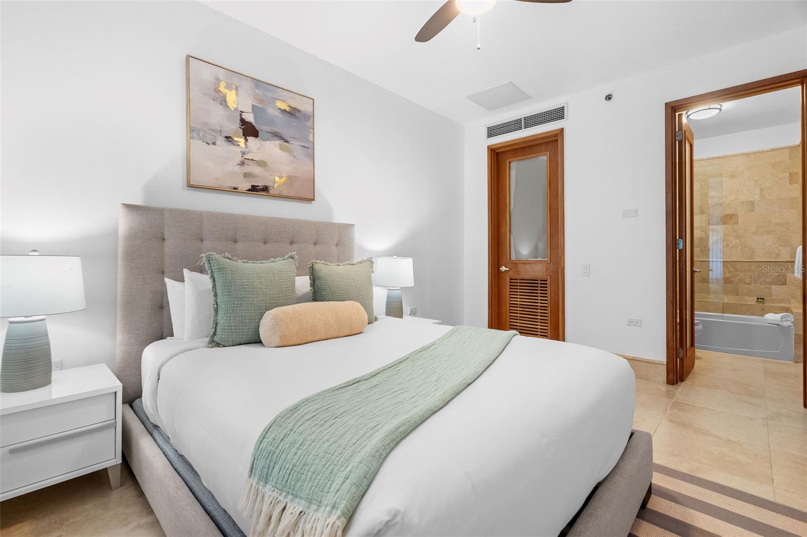 PR9117385 Property Photo