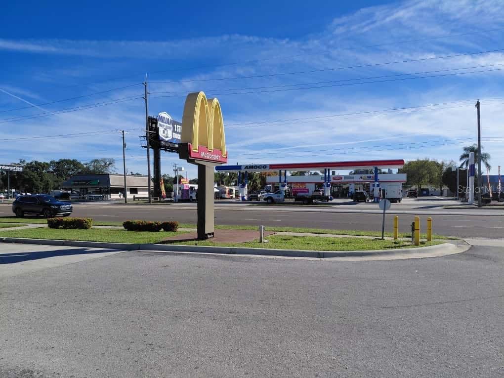 7906 W HILLSBOROUGH AVE, TAMPA, FL, 33615