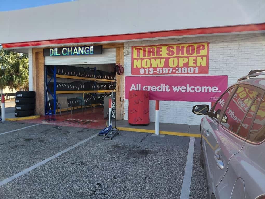 7906 W HILLSBOROUGH AVE, TAMPA, FL, 33615