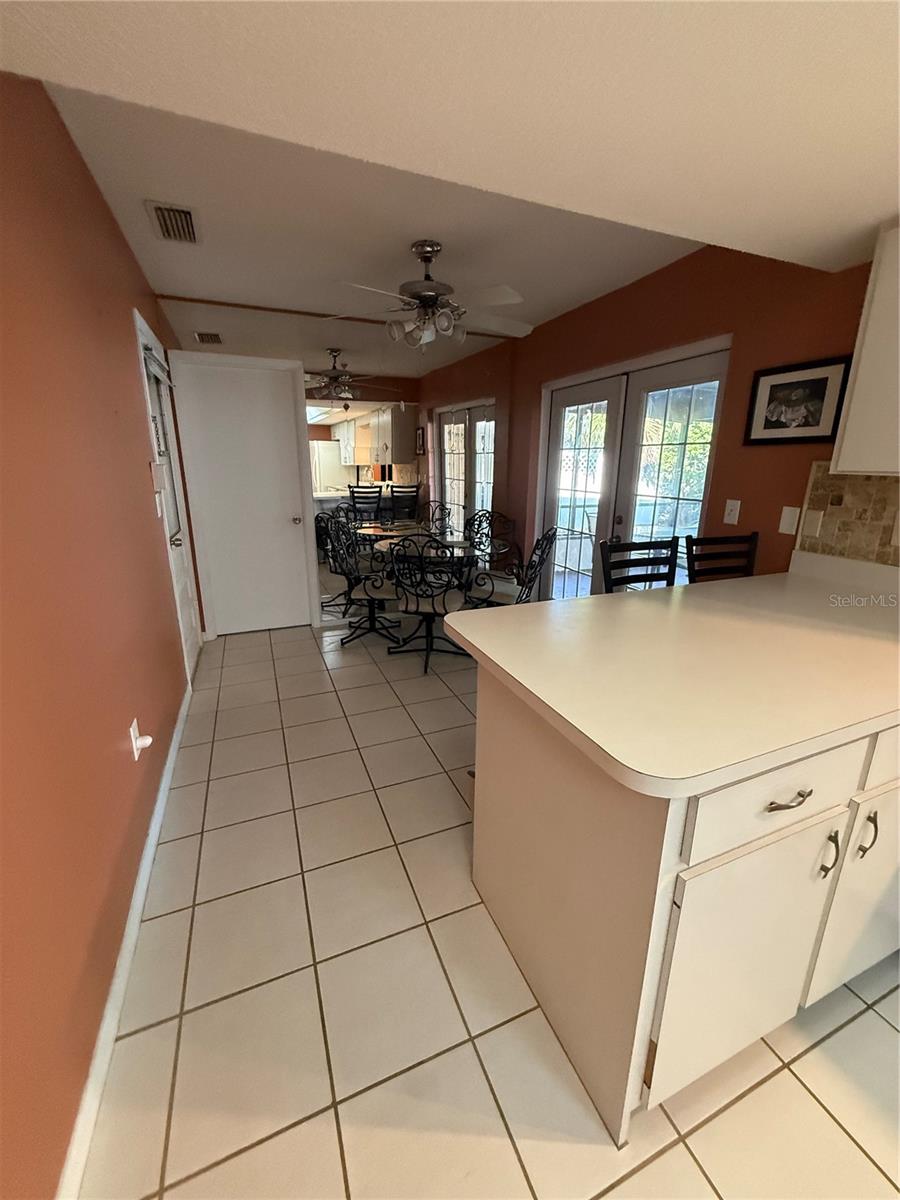 819 S GONDOLA DR, VENICE, FL, 34293