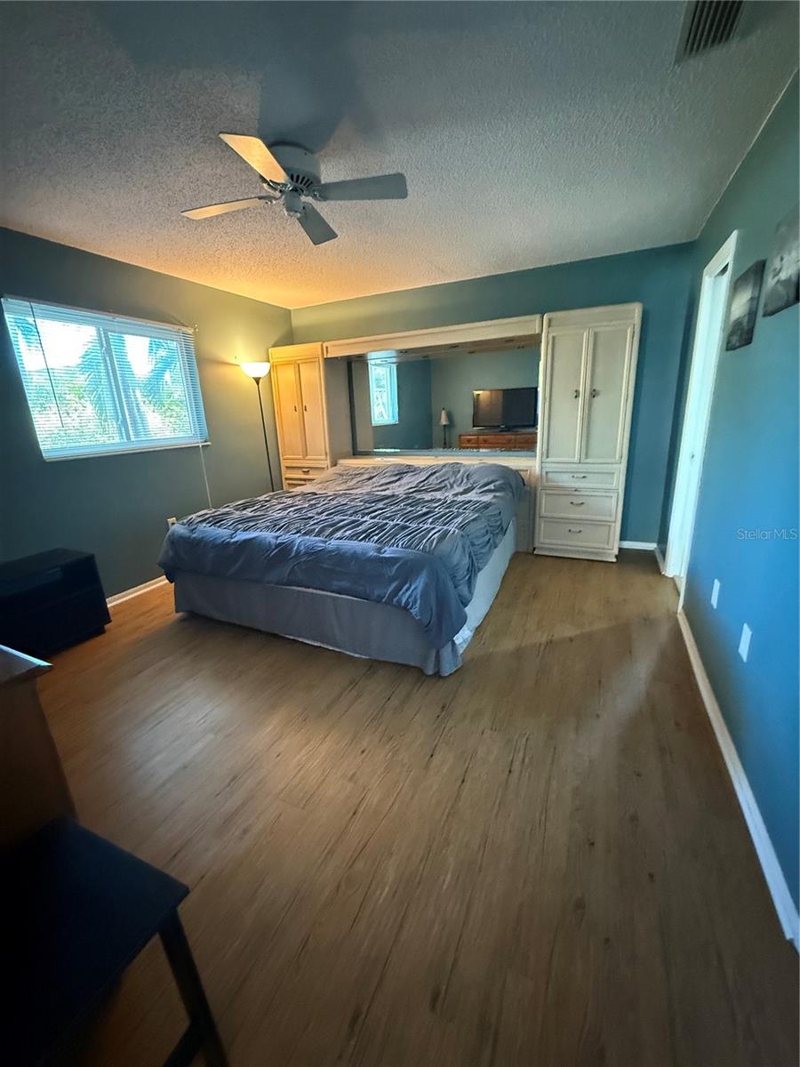 819 S GONDOLA DR, VENICE, FL, 34293