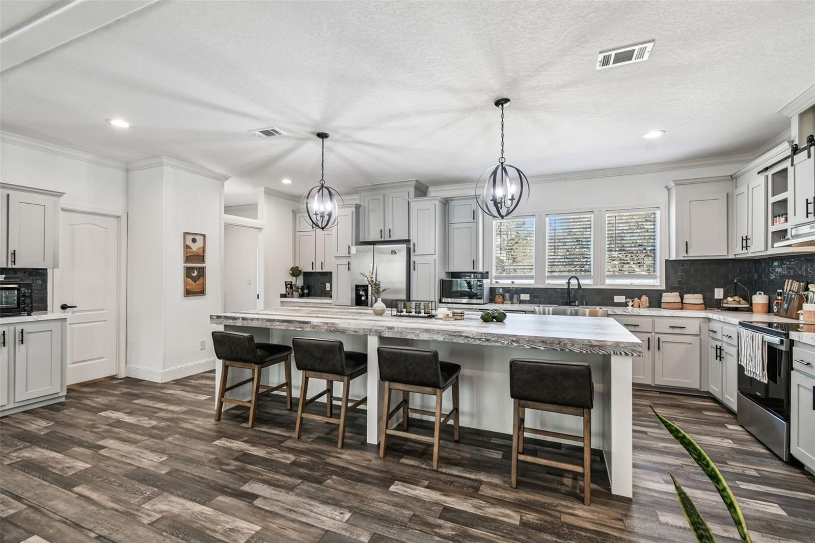 12015 GLADWIN AVE, HUDSON, FL, 34667