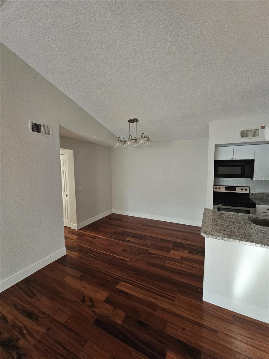 5132 CONROY RD #937, ORLANDO, FL, 32811