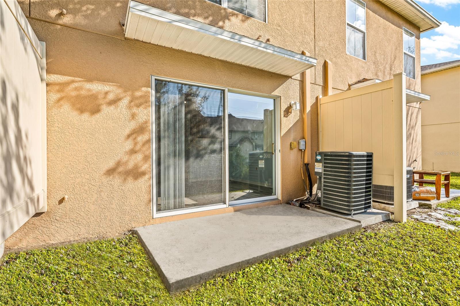 8120 SILENT CREEK DR, TAMPA, FL, 33615