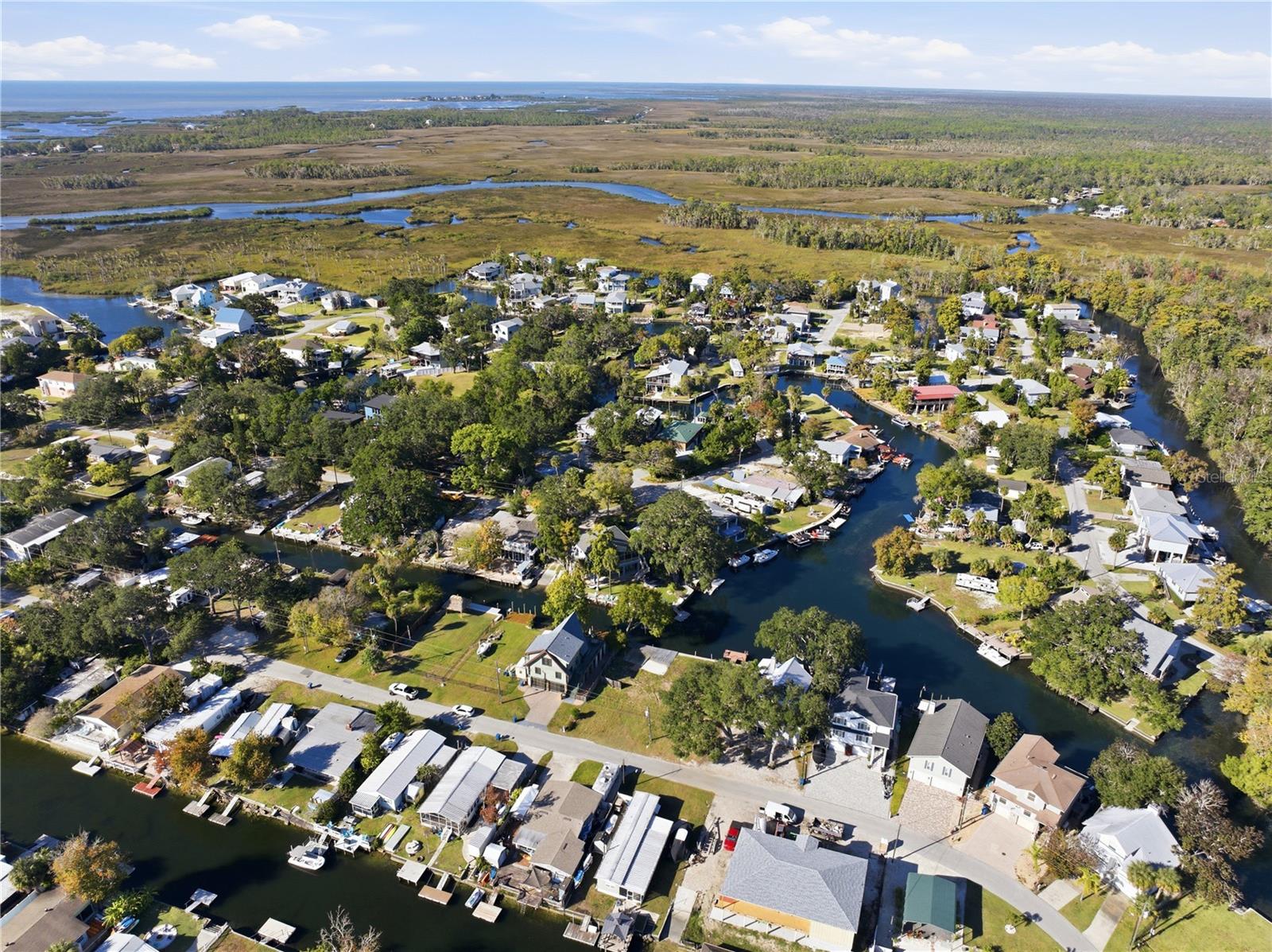 0 CIRCLE DR, WEEKI WACHEE, FL, 34607