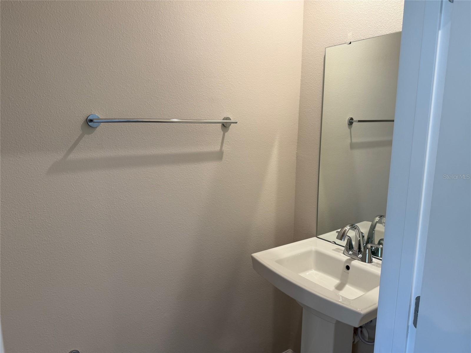 1198 PORT BLUE WAY, LADY LAKE, FL, 32159