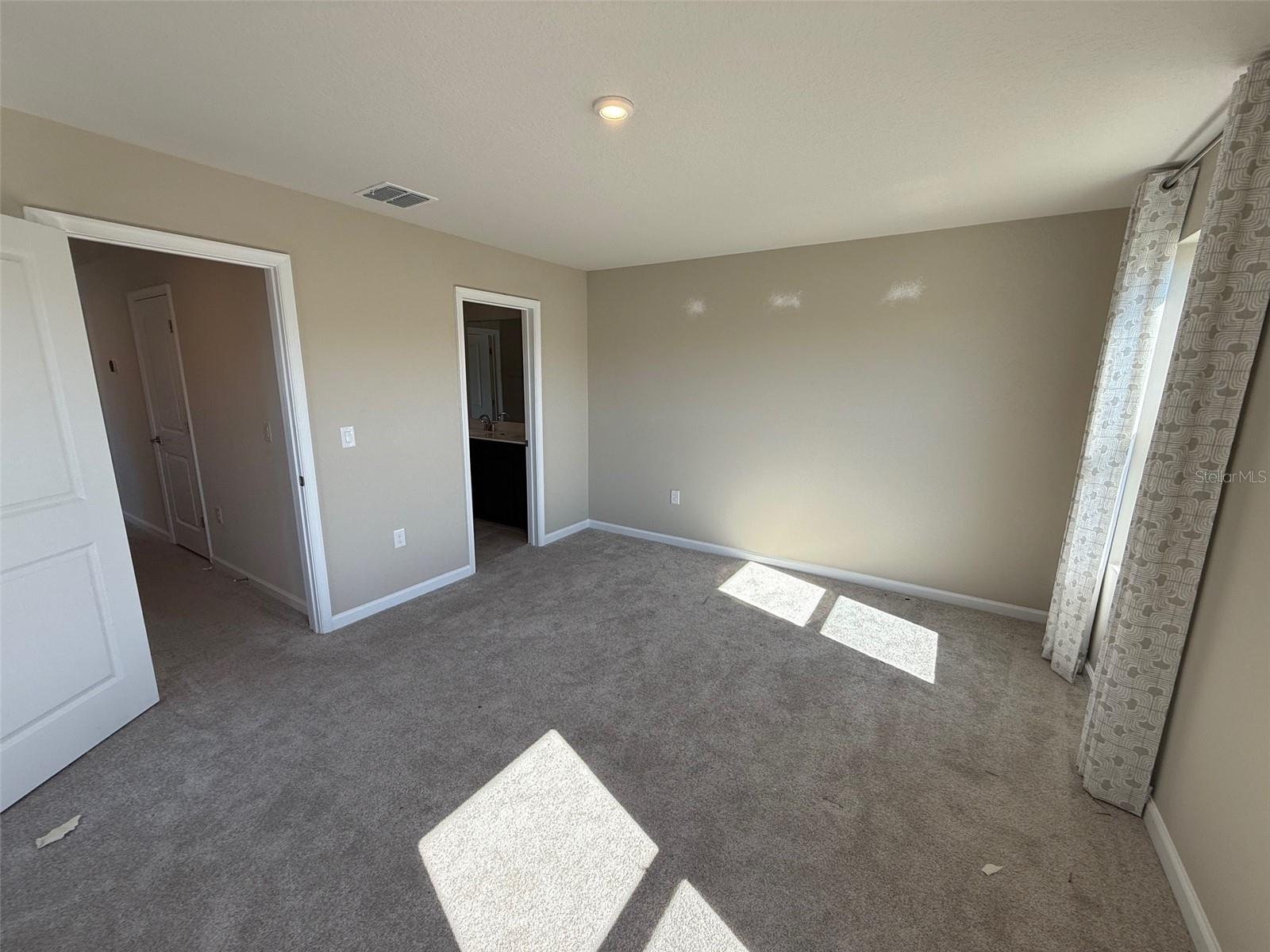 1198 PORT BLUE WAY, LADY LAKE, FL, 32159