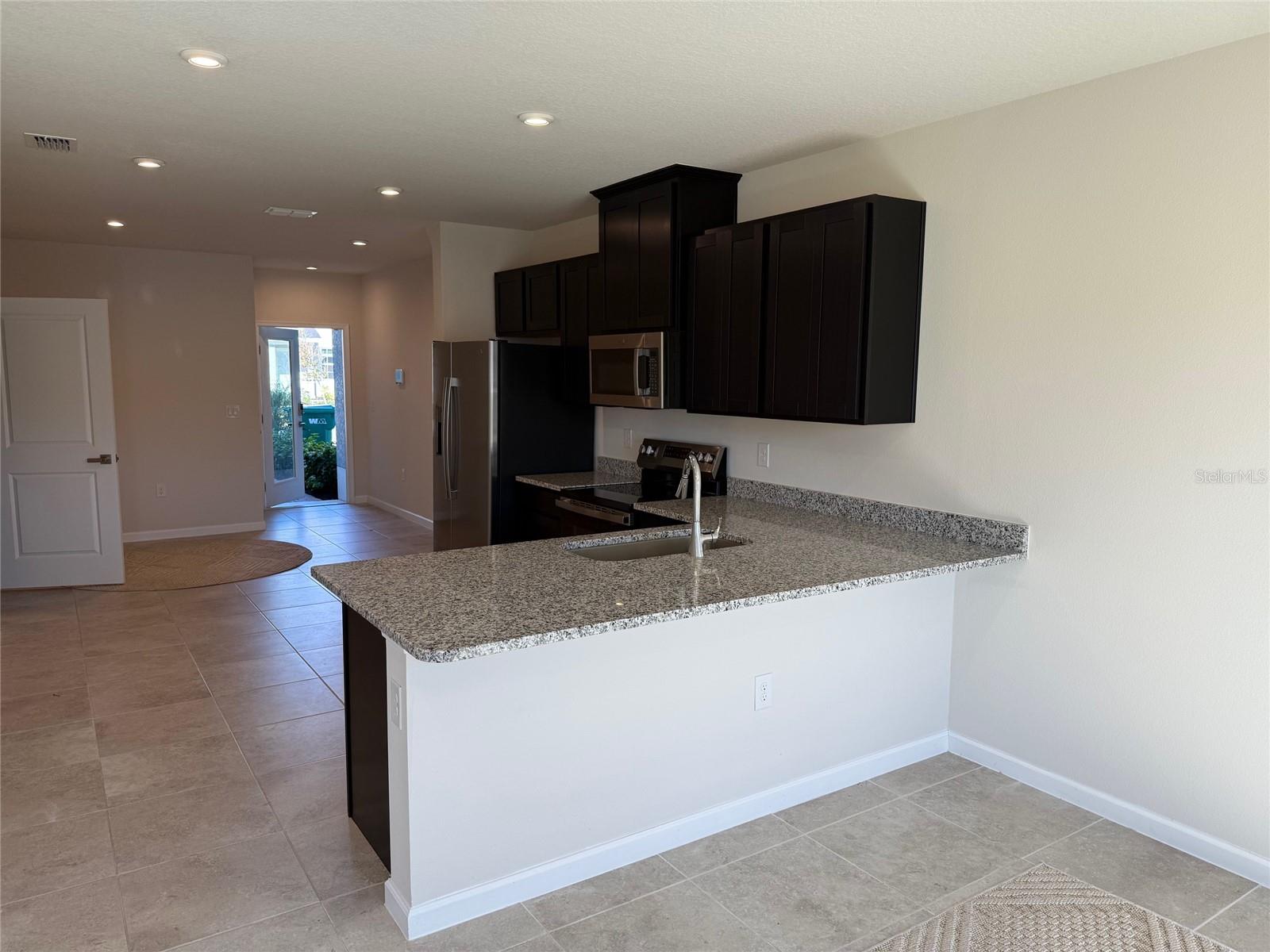 1198 PORT BLUE WAY, LADY LAKE, FL, 32159