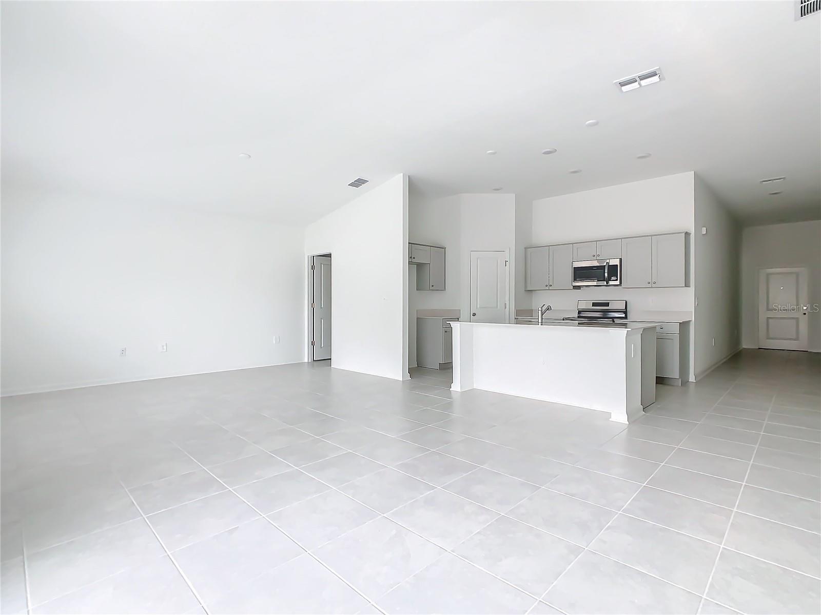 421 SANDBAR LN, HAINES CITY, FL, 33844