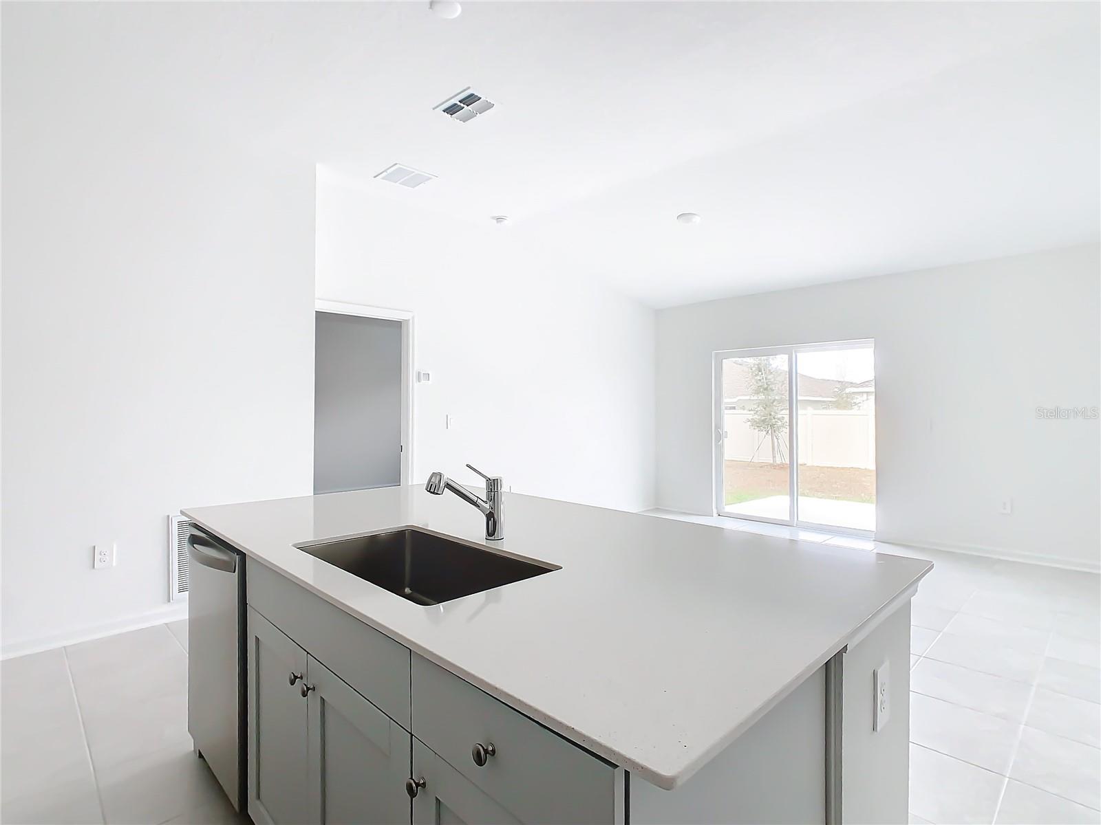 421 SANDBAR LN, HAINES CITY, FL, 33844