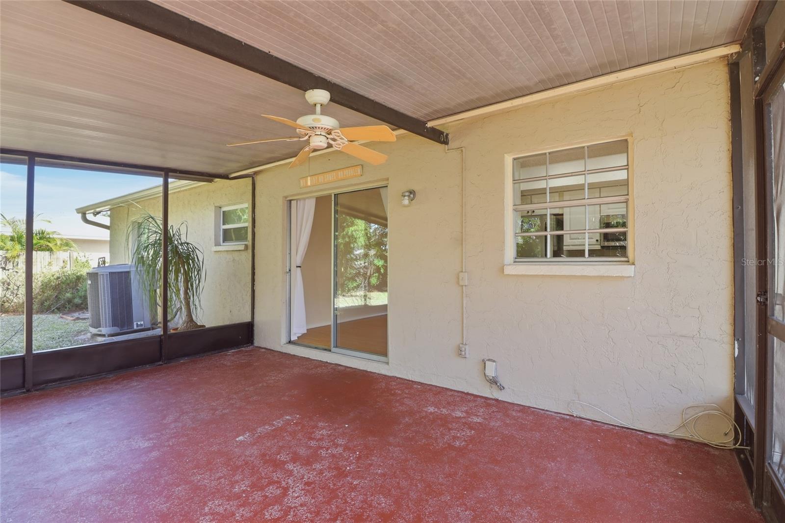 3305 ISLAND DATE CIR, SARASOTA, FL, 34232