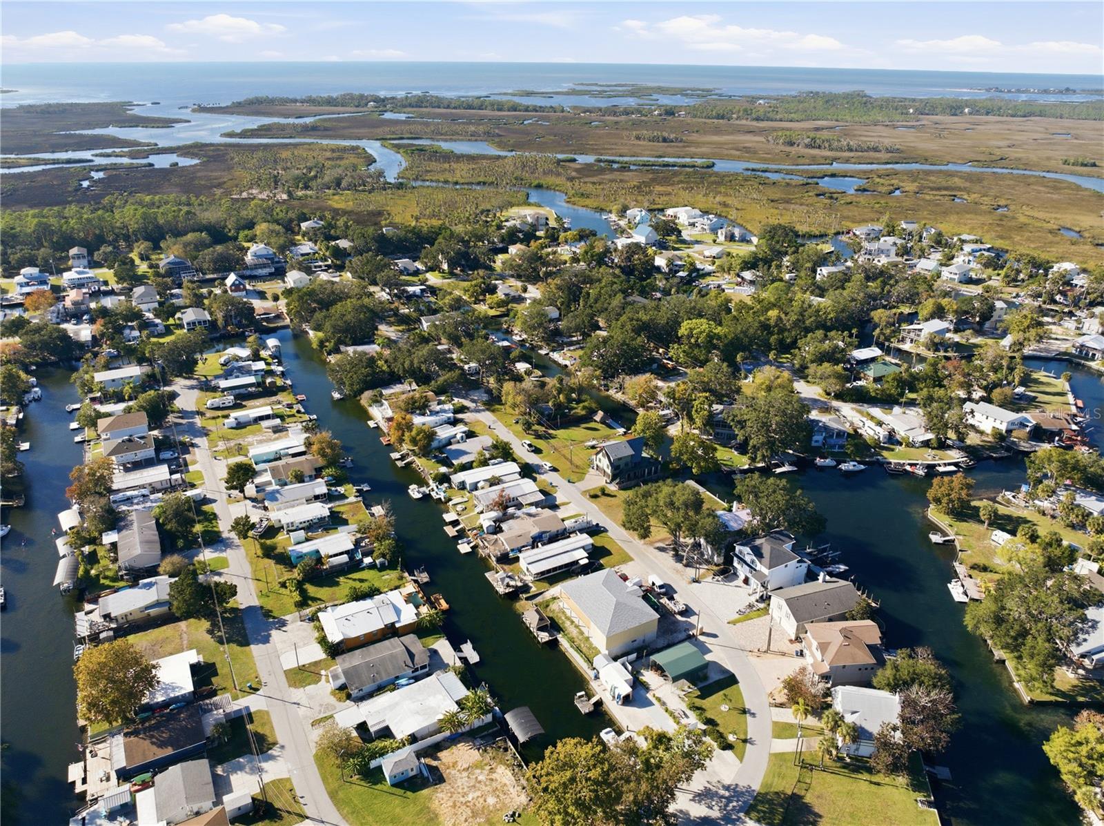 0 CIRCLE DR, WEEKI WACHEE, FL, 34607