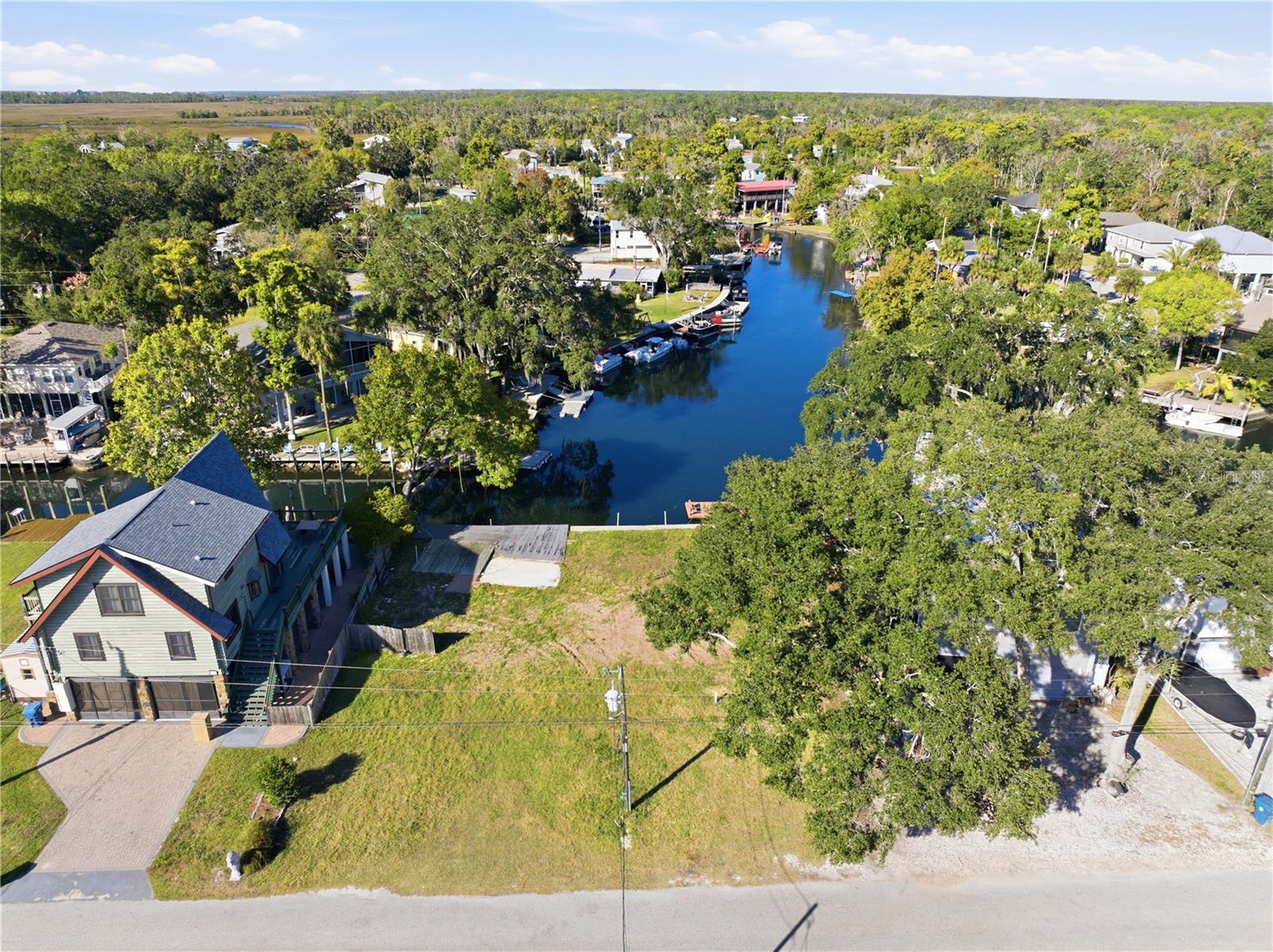 0 CIRCLE DR, WEEKI WACHEE, FL, 34607