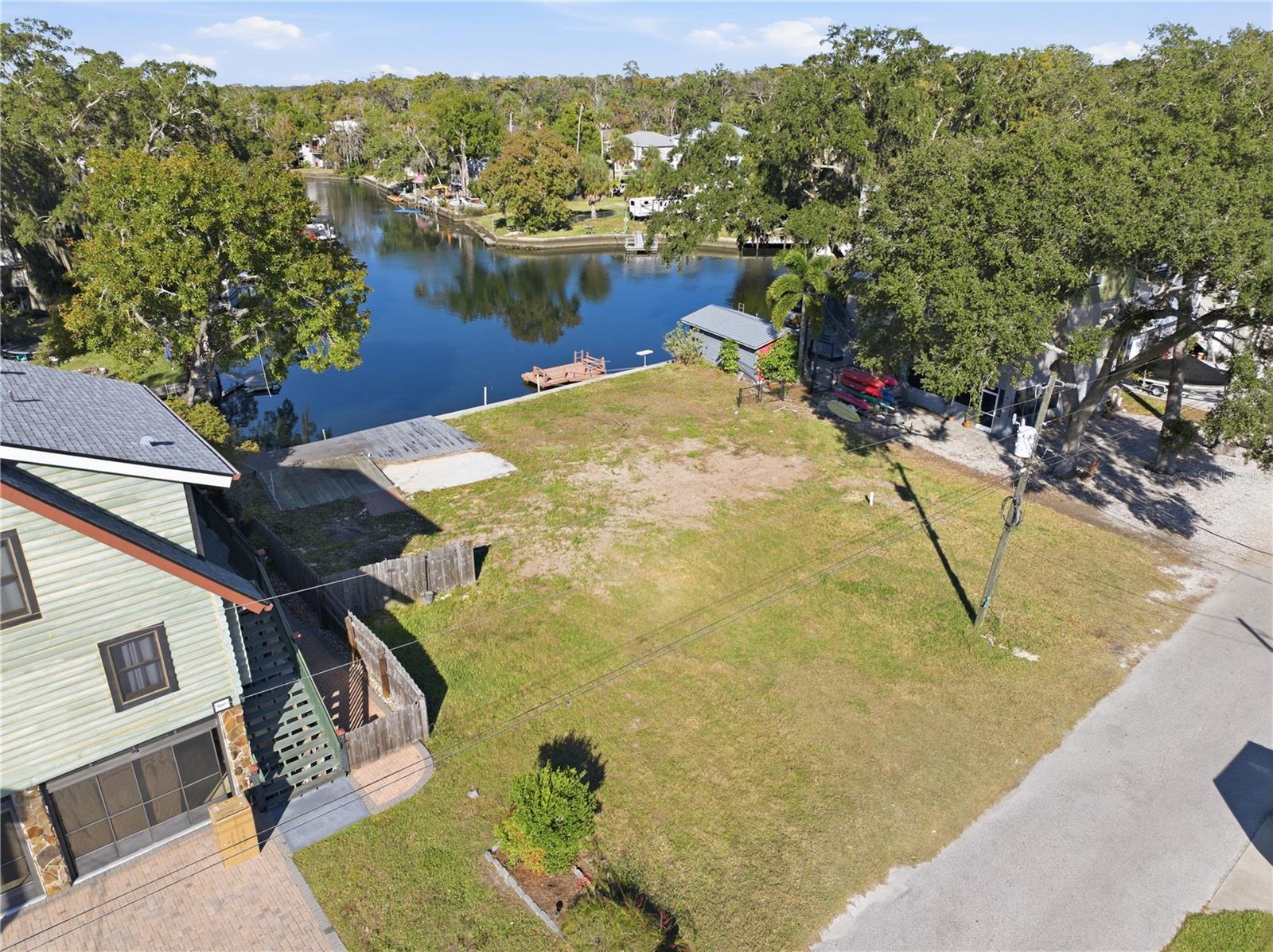 0 CIRCLE DR, WEEKI WACHEE, FL, 34607