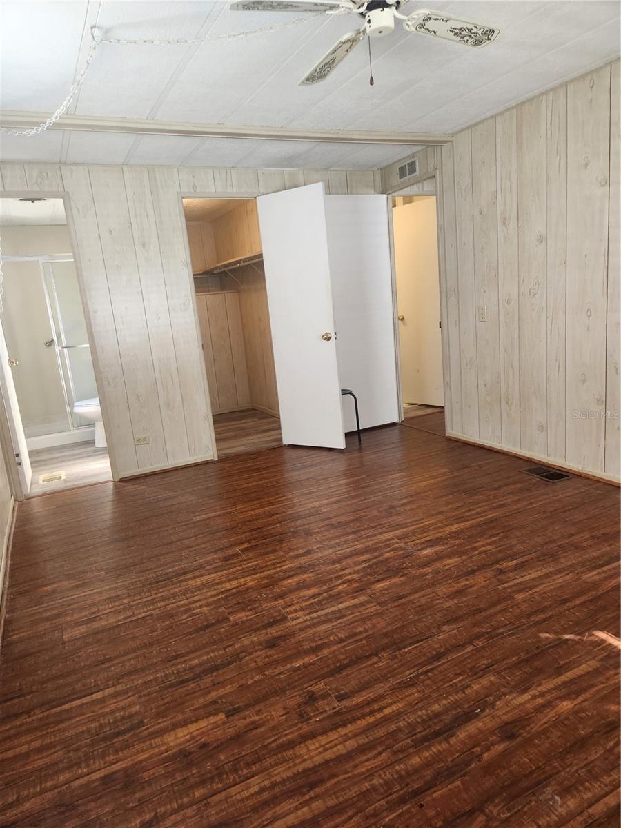 90 RED OAK DR, PALM HARBOR, FL, 34684