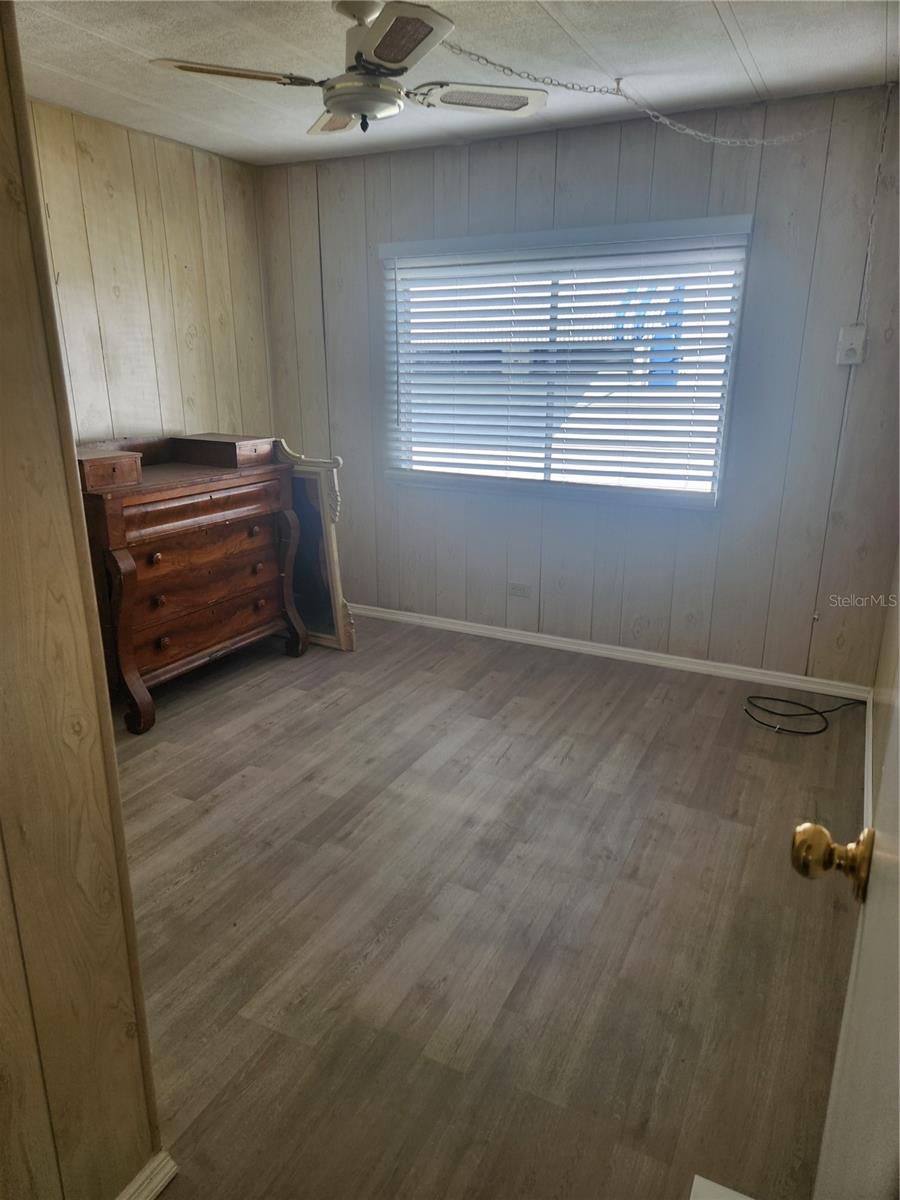 90 RED OAK DR, PALM HARBOR, FL, 34684