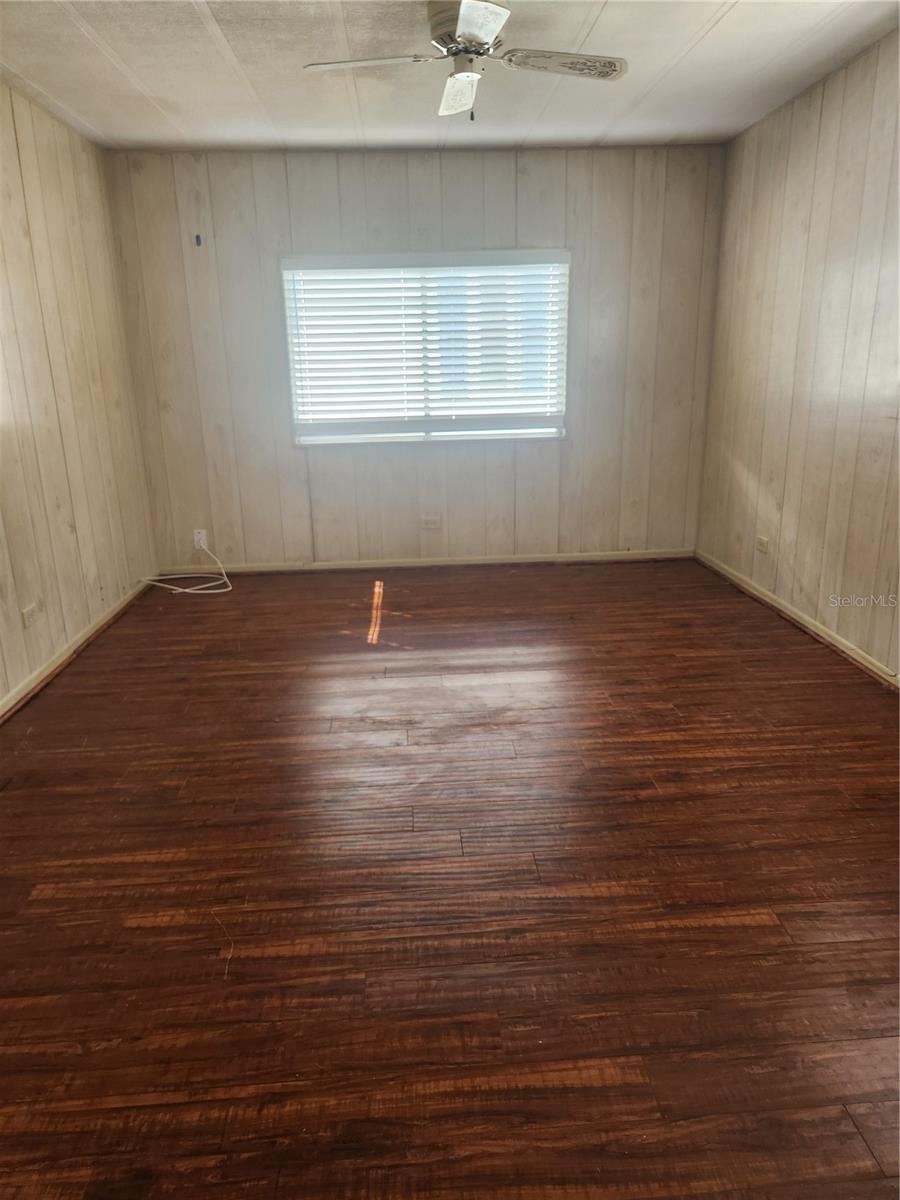 90 RED OAK DR, PALM HARBOR, FL, 34684