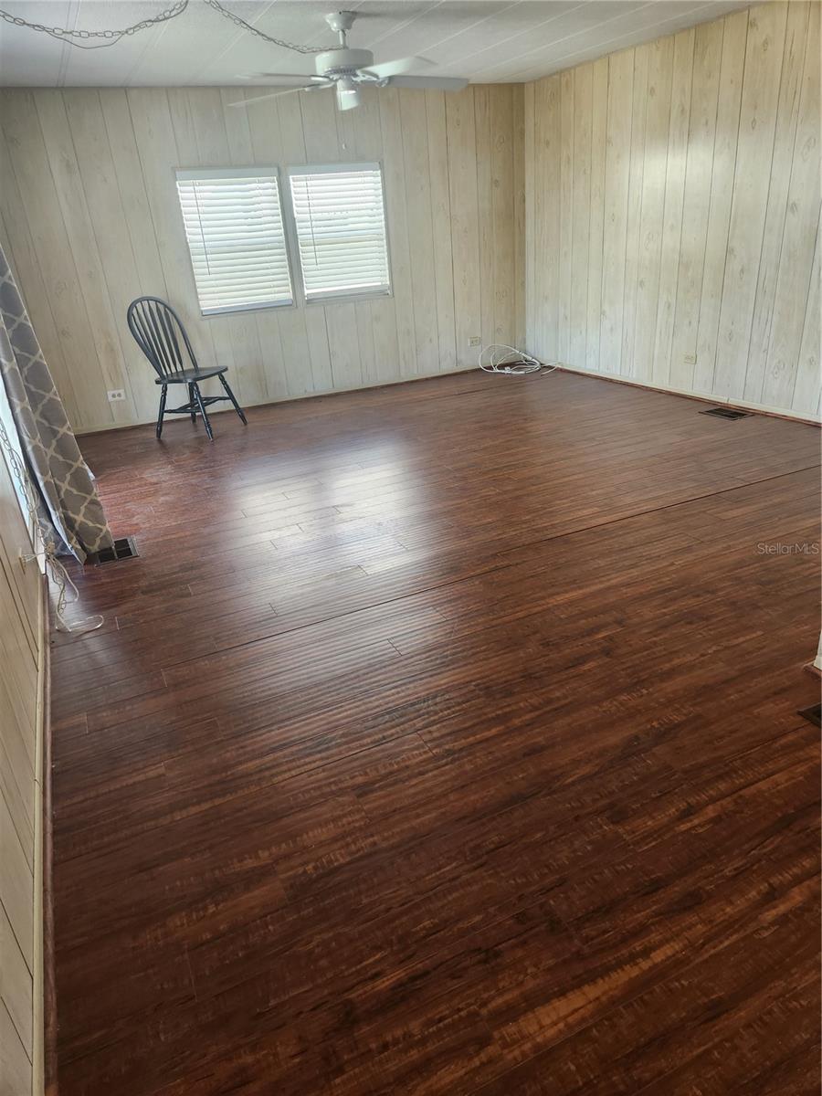 90 RED OAK DR, PALM HARBOR, FL, 34684