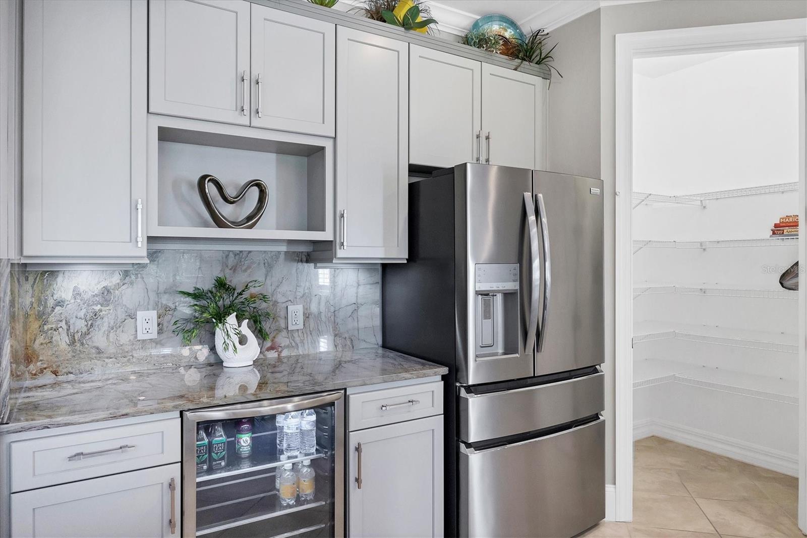 6144 ABACO DR, SARASOTA, FL, 34238