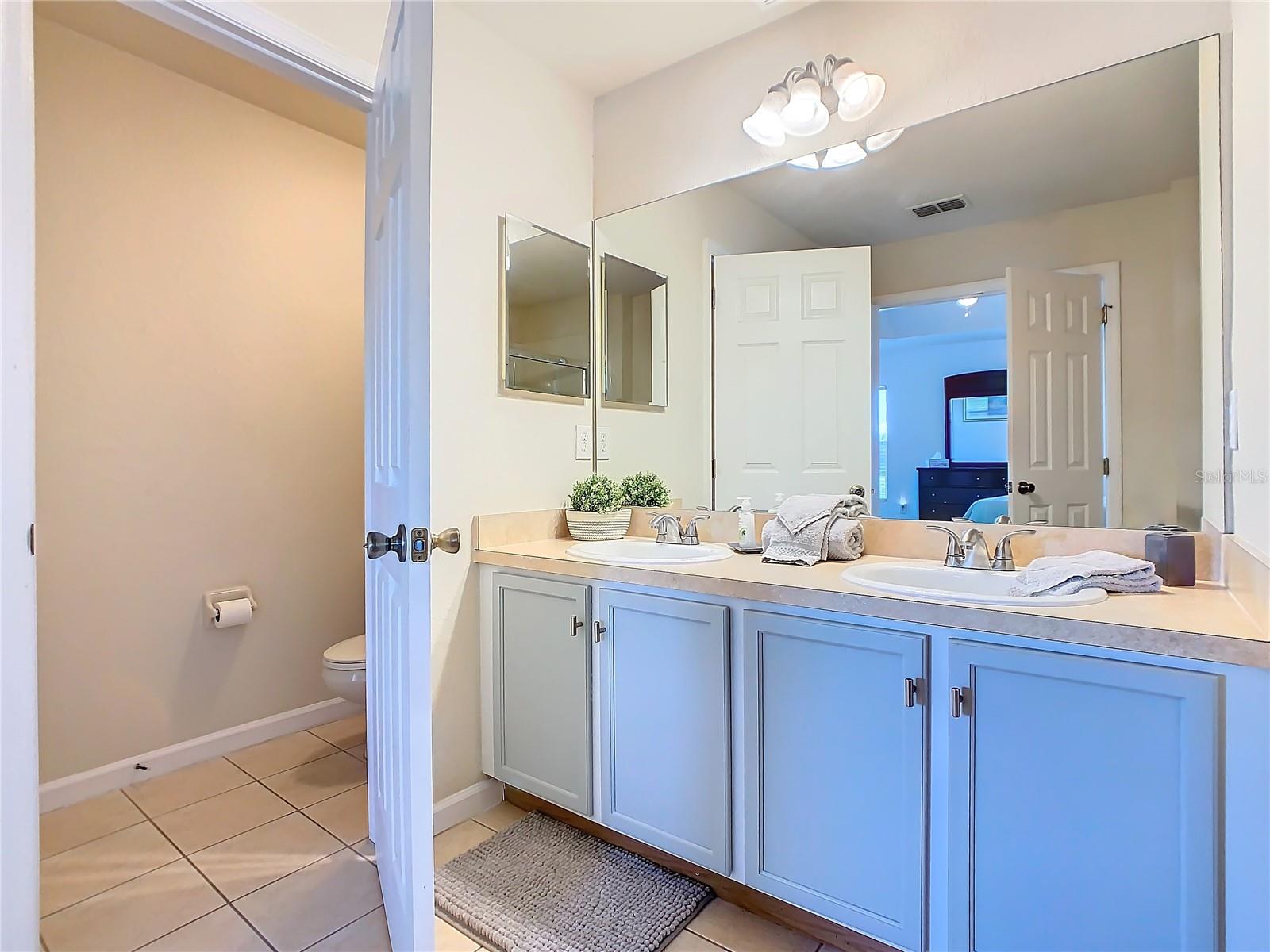 2641 OLD KENT CIR, KISSIMMEE, FL, 34758