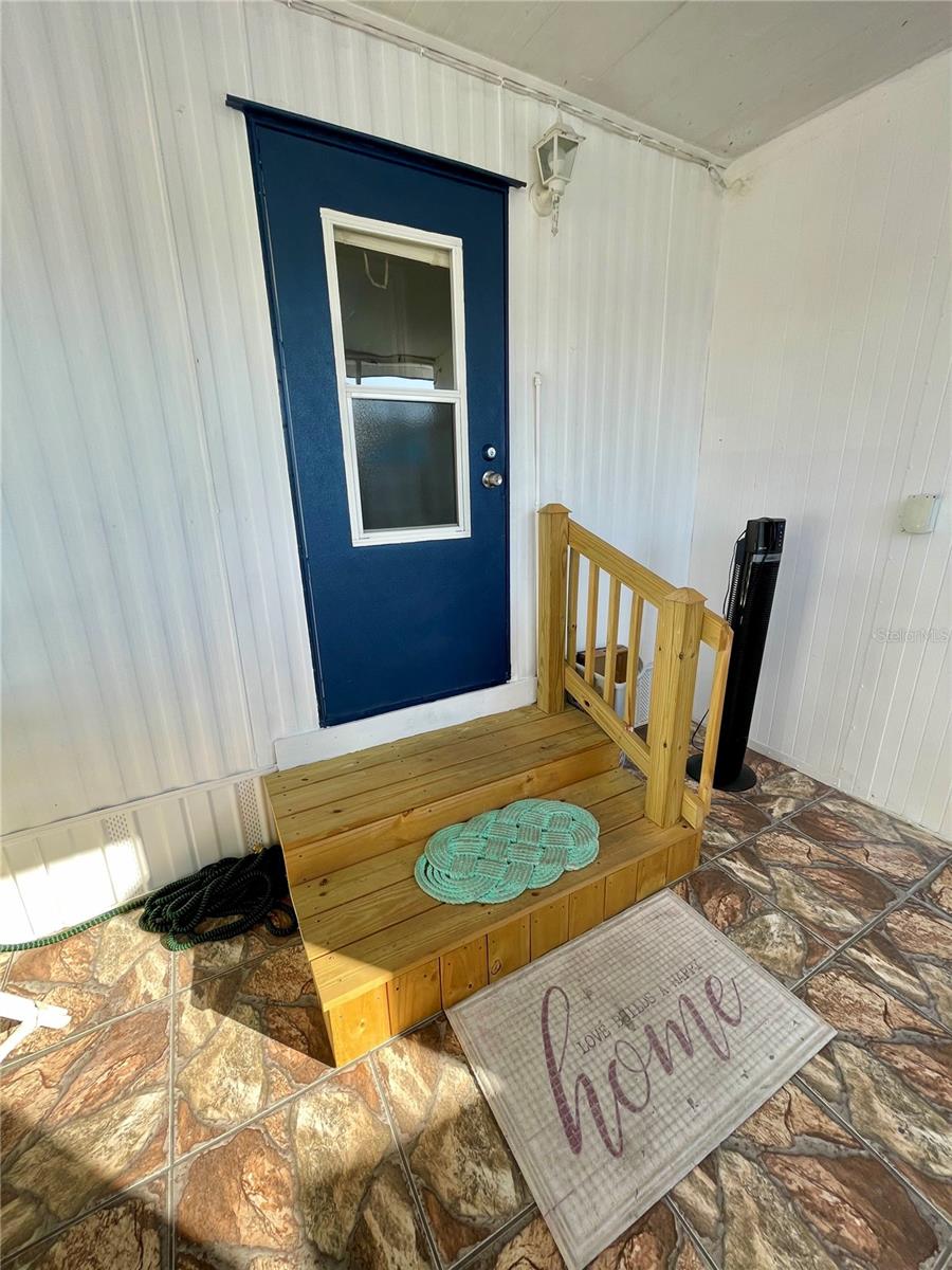 TB8448545 Property Photo