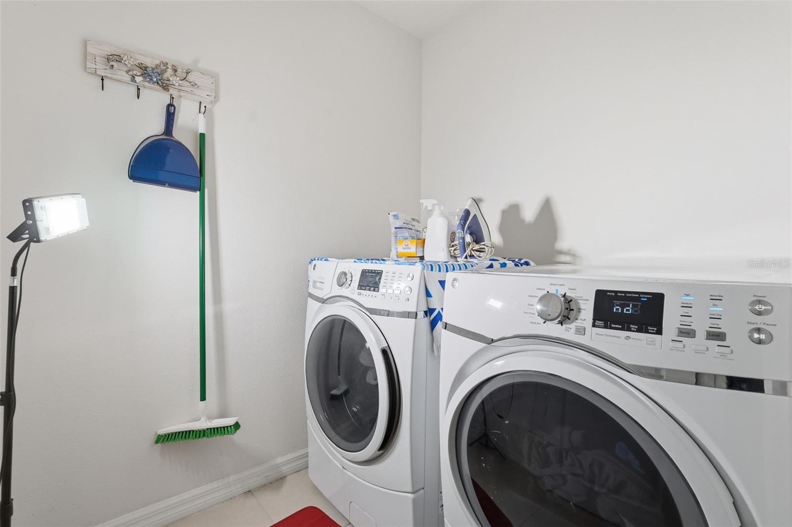 7811 DAVIE RAY DR, ZEPHYRHILLS, FL, 33540