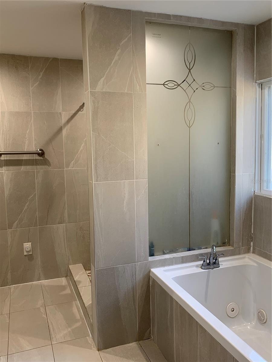 2918 LONG RIFLE DR, WIMAUMA, FL, 33598