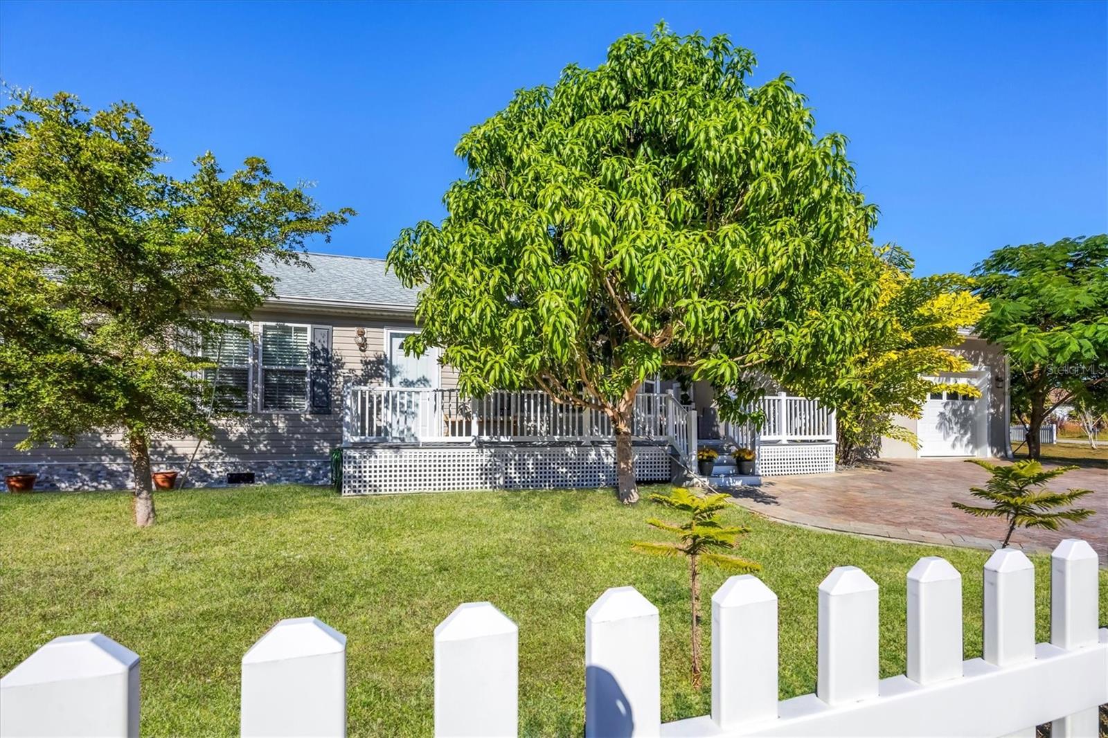 400 ISABEL ST, NORTH PORT, FL, 34287