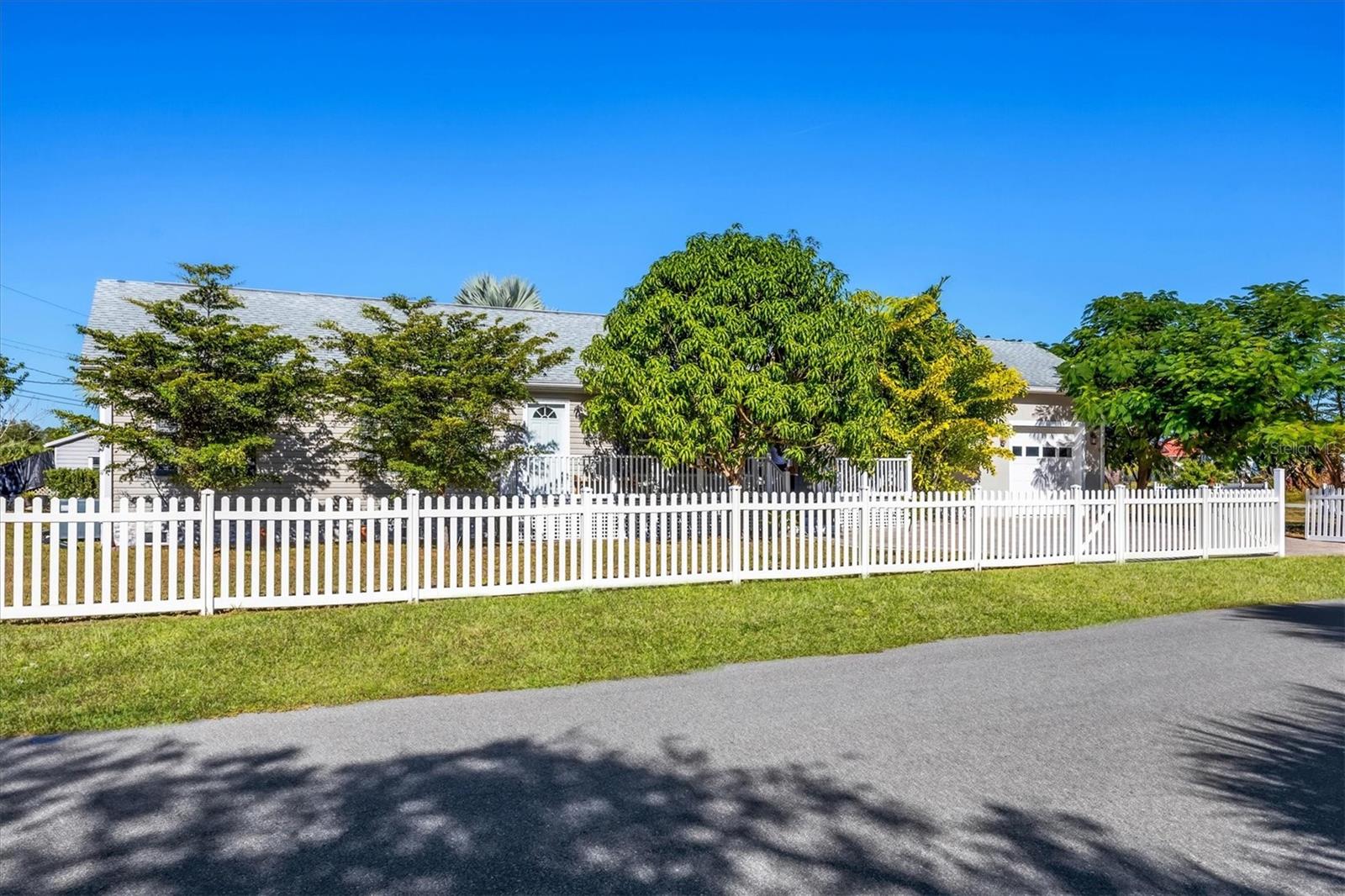 400 ISABEL ST, NORTH PORT, FL, 34287