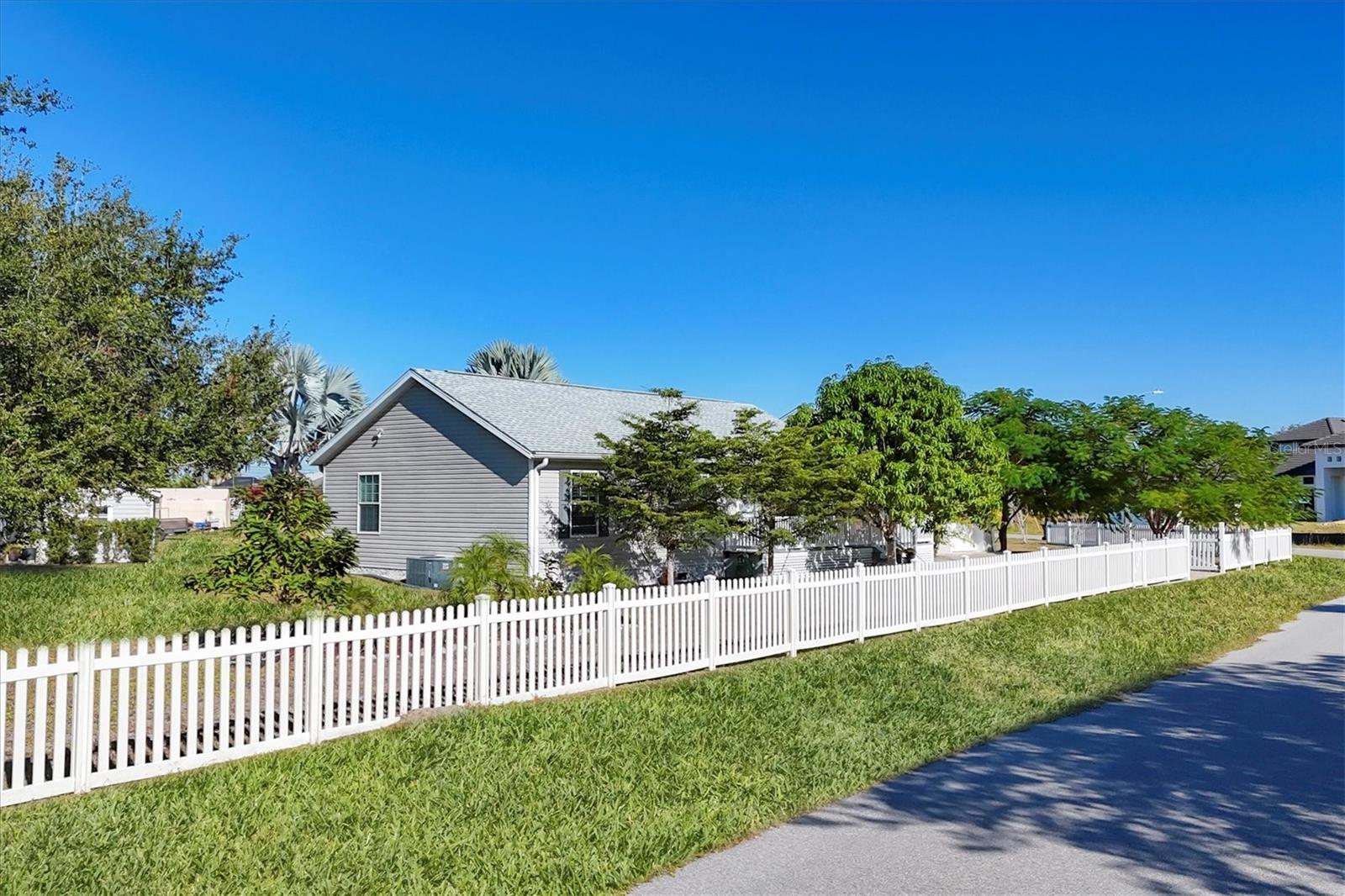 400 ISABEL ST, NORTH PORT, FL, 34287