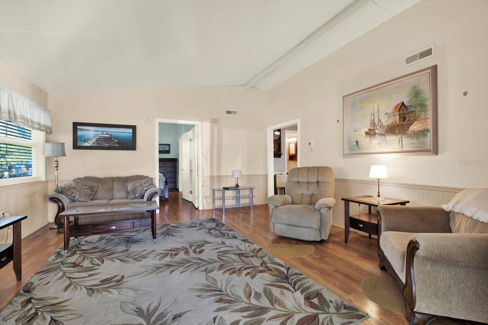 9375 GRIZZLY BEAR LN, WEEKI WACHEE, FL, 34613