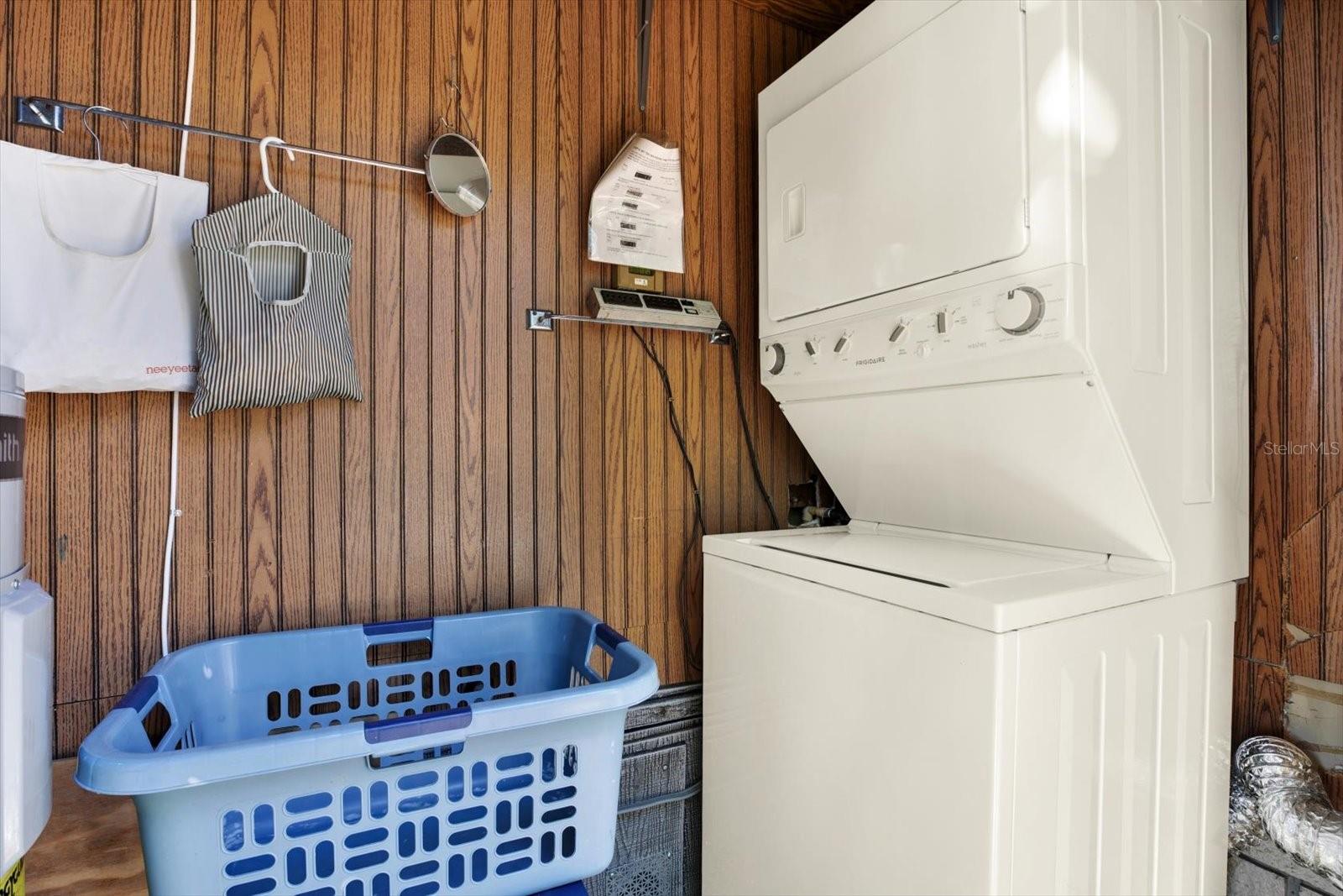 9375 GRIZZLY BEAR LN, WEEKI WACHEE, FL, 34613