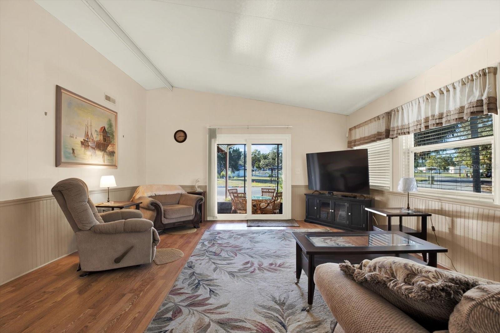 9375 GRIZZLY BEAR LN, WEEKI WACHEE, FL, 34613